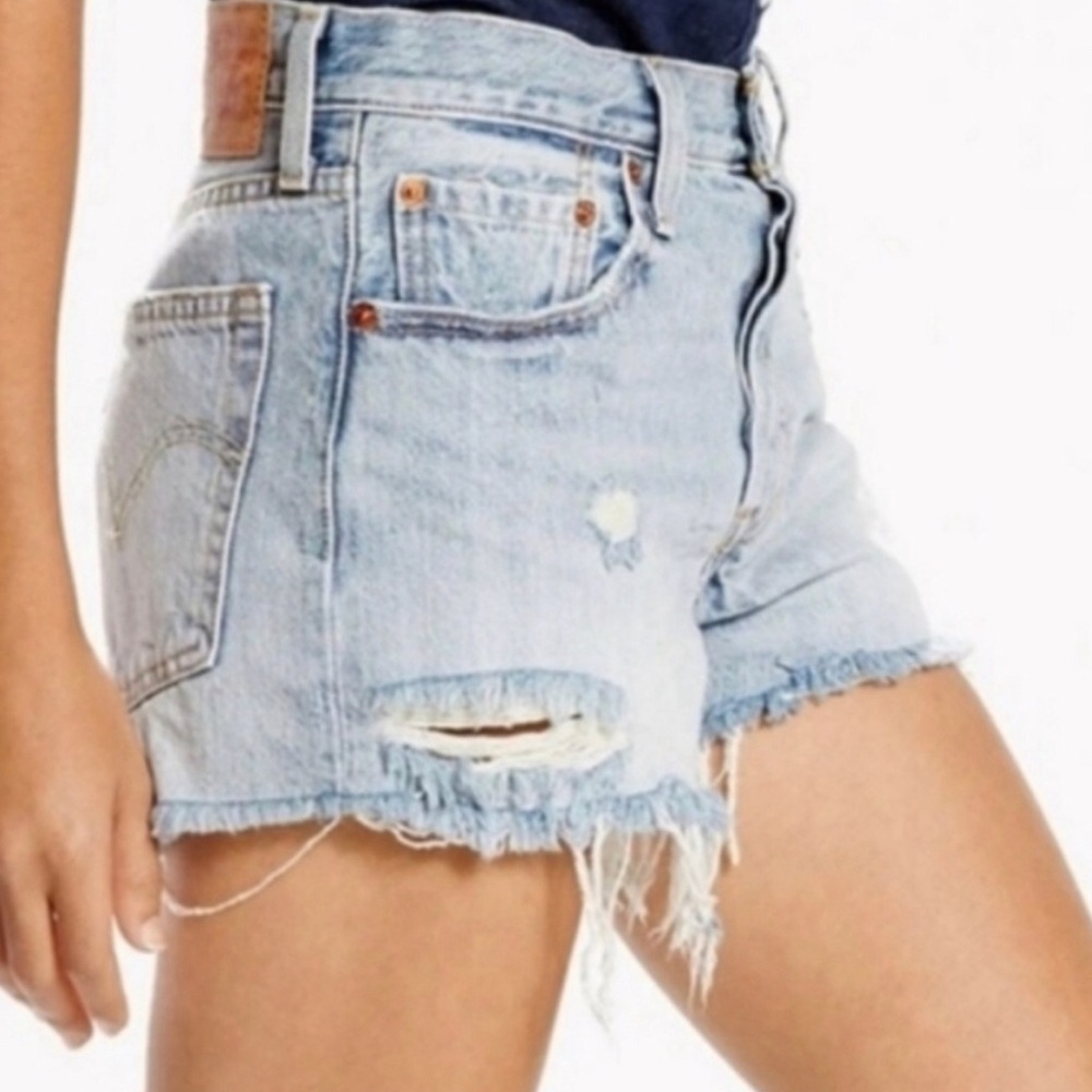 Levi’s 501 High Rise Cut off Denim Shorts - Sz 27